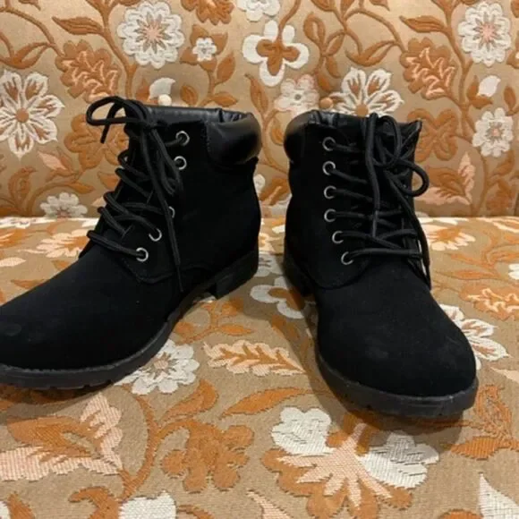 5/$20 Boots black ameta size 6.5 AF - Picture 1 of 7